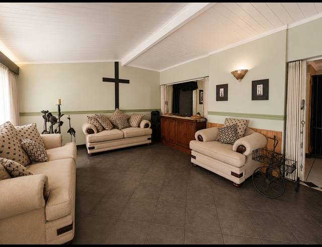 3 BEDROOM HOUSE FOR SALE IN SASOLBURG EXT 23